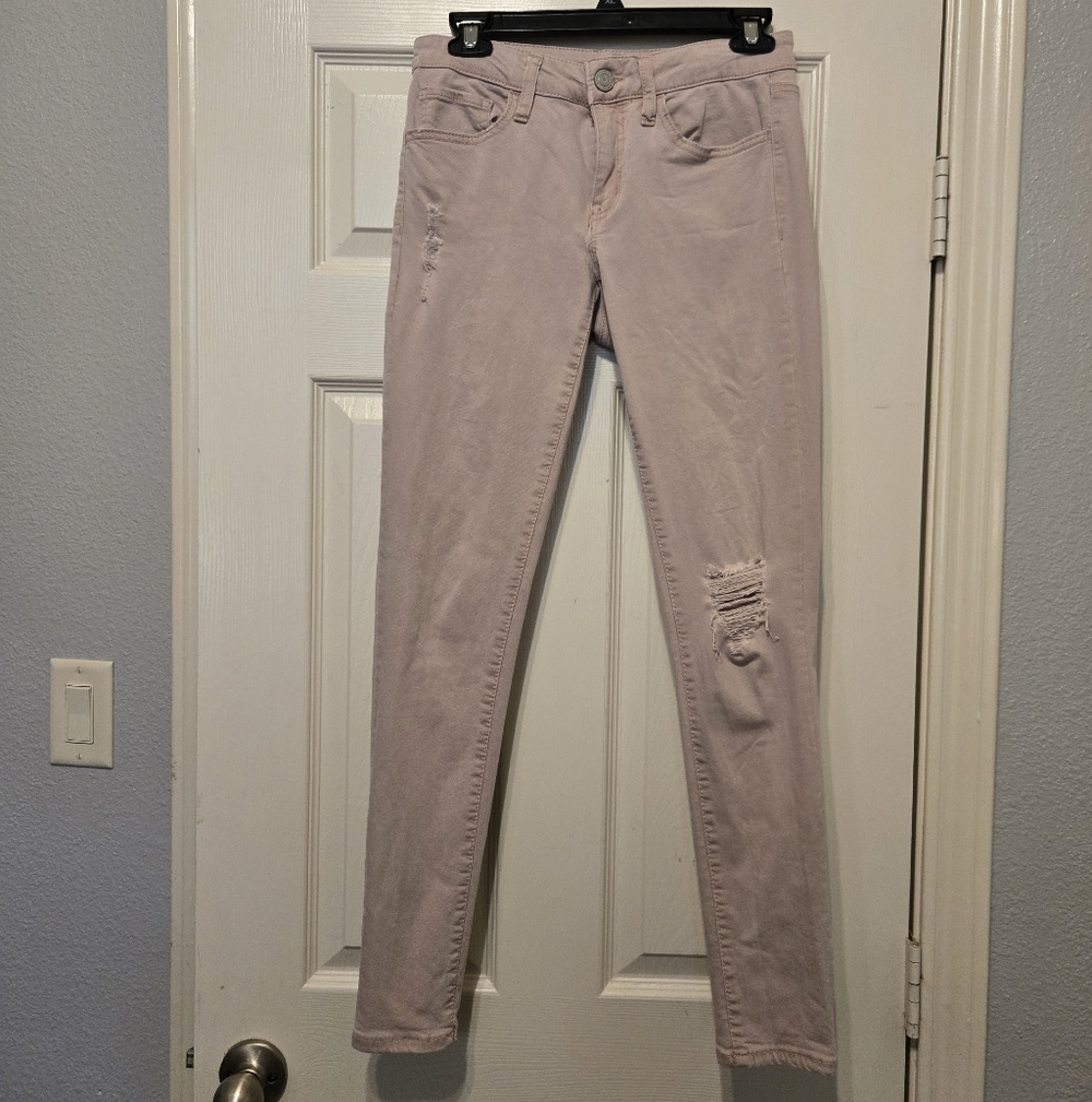 SO Pale Pink Distressed Low Rise Jeggings